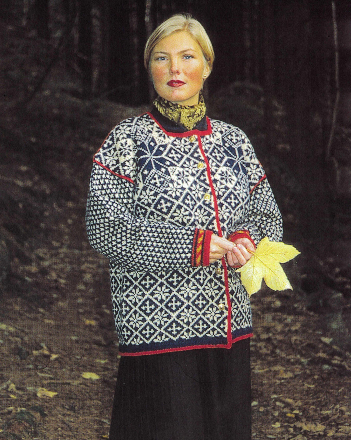 Poems in Masks – Solveig Hisdal, mod. 152