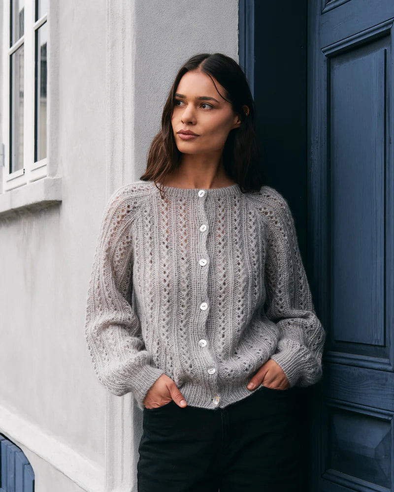 Våffelcardigan - Knitting for Olive