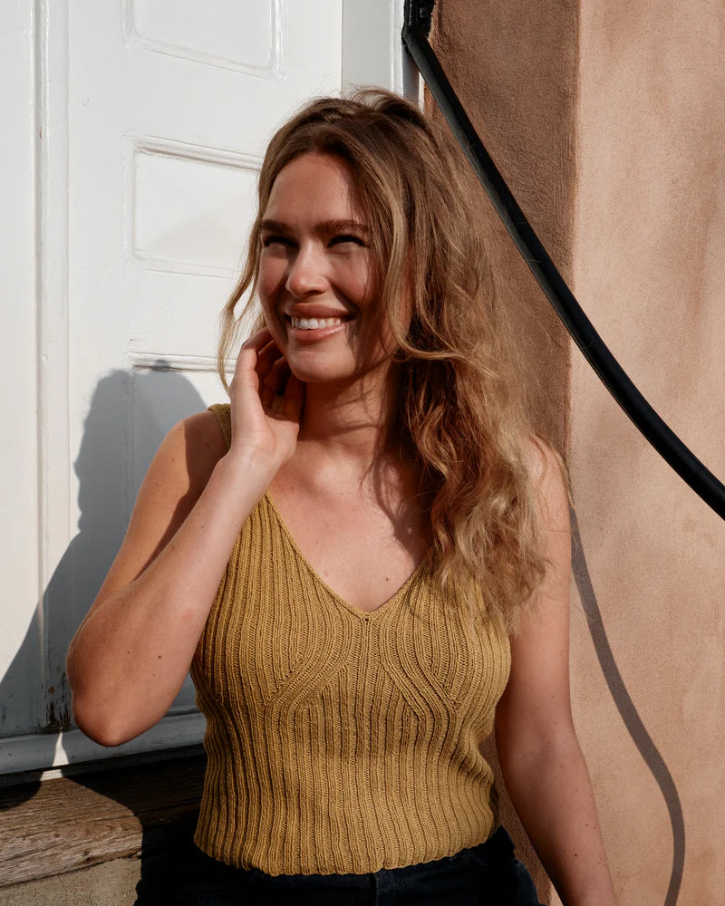 Y- top (Merino) - Knitting for Olive