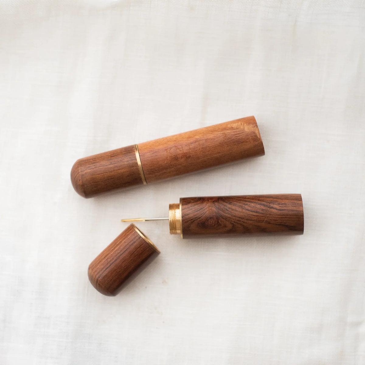 KNITS - Wooden needle tube + needle