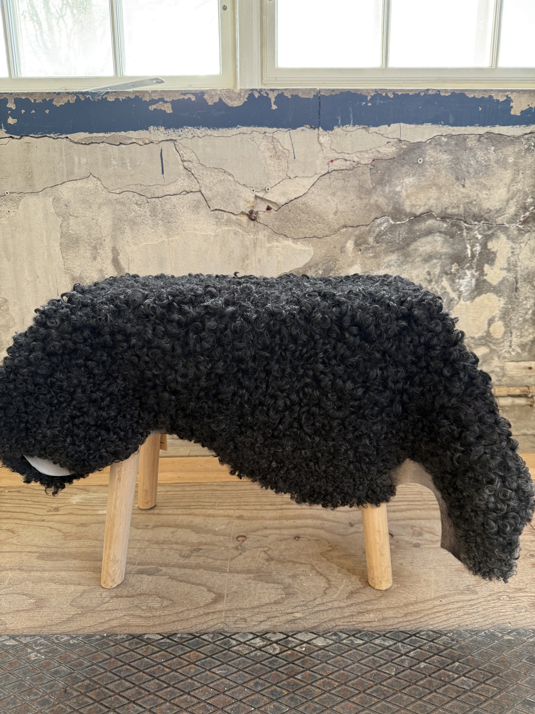 Sheepskin 44 - black/ gray