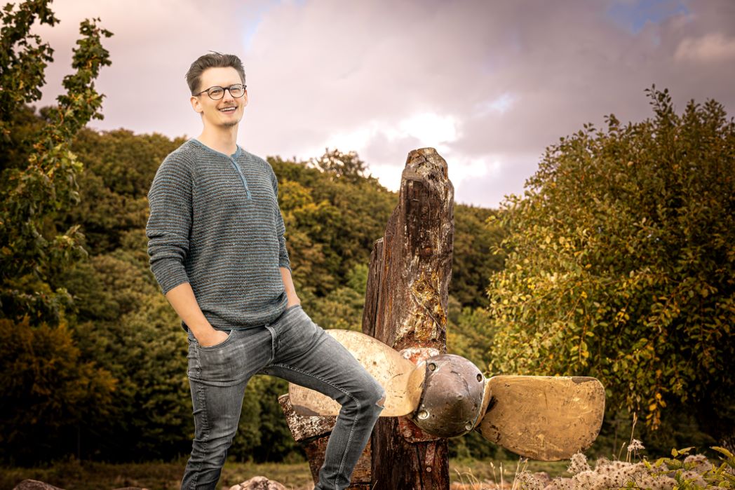 KNITTING FOR A MAN OF THE WORLD