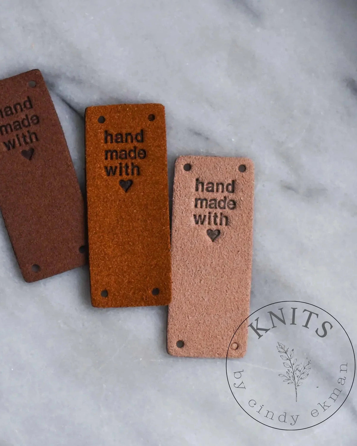 PU läder tags - KNITS by Cindy Ekman