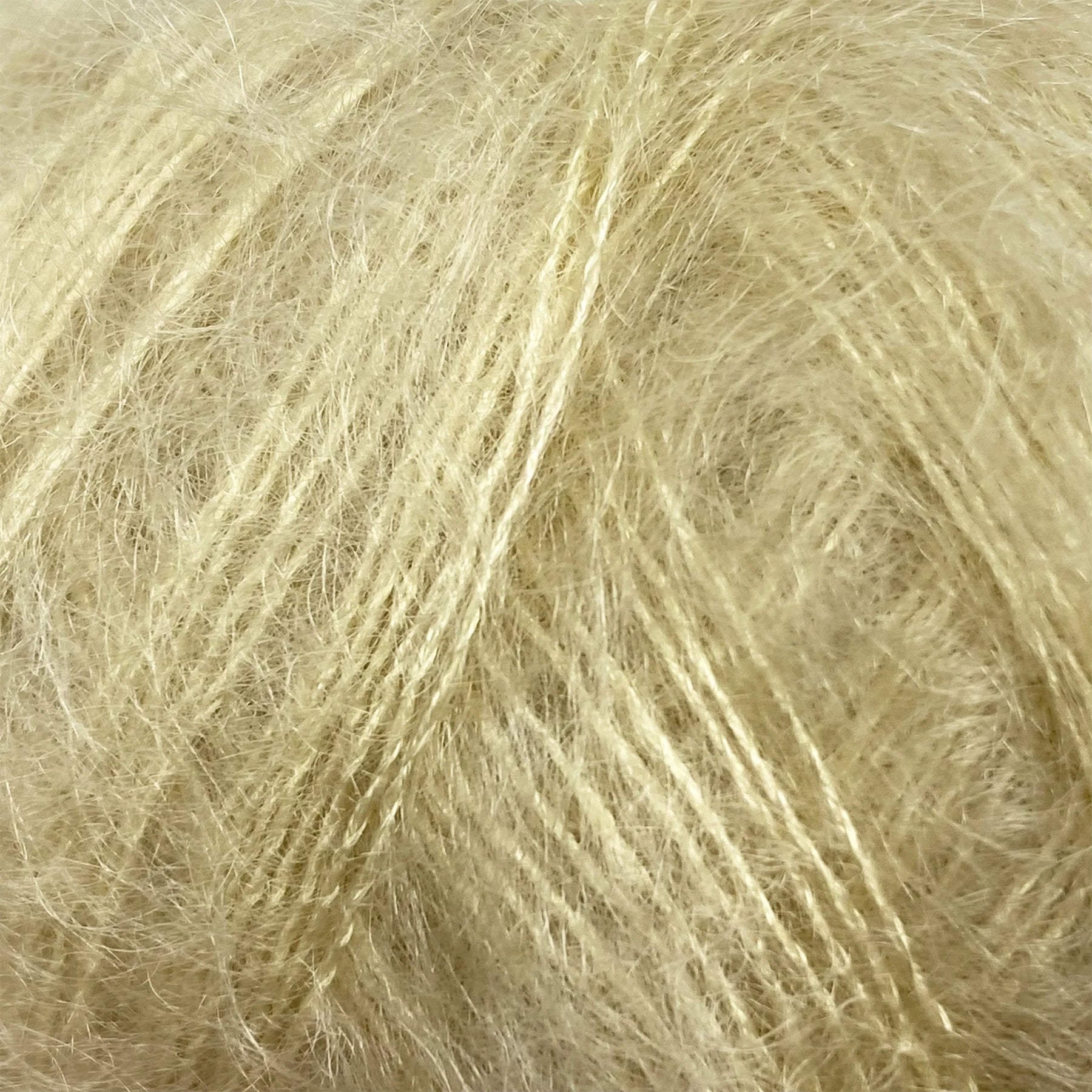 Dusty Banana/ Støvet Banan - Soft Silk Mohair