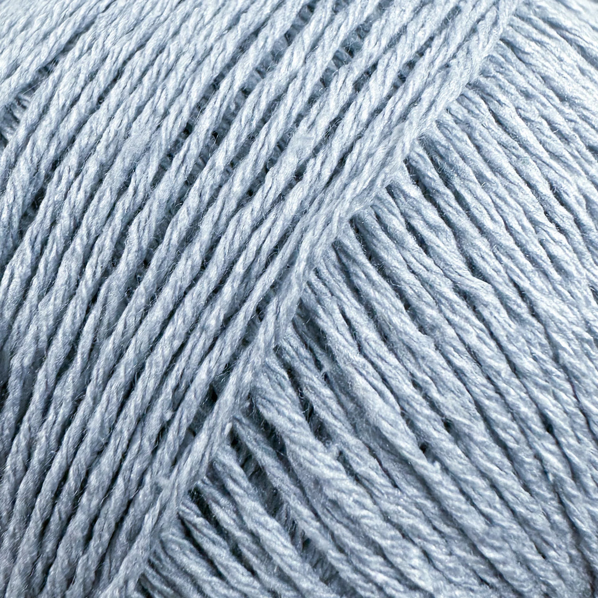Soft Blue / Pudderblå - Pure Silk