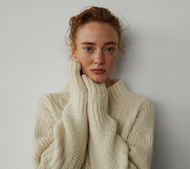Isager - Stockinette, Rib and Cable Knit