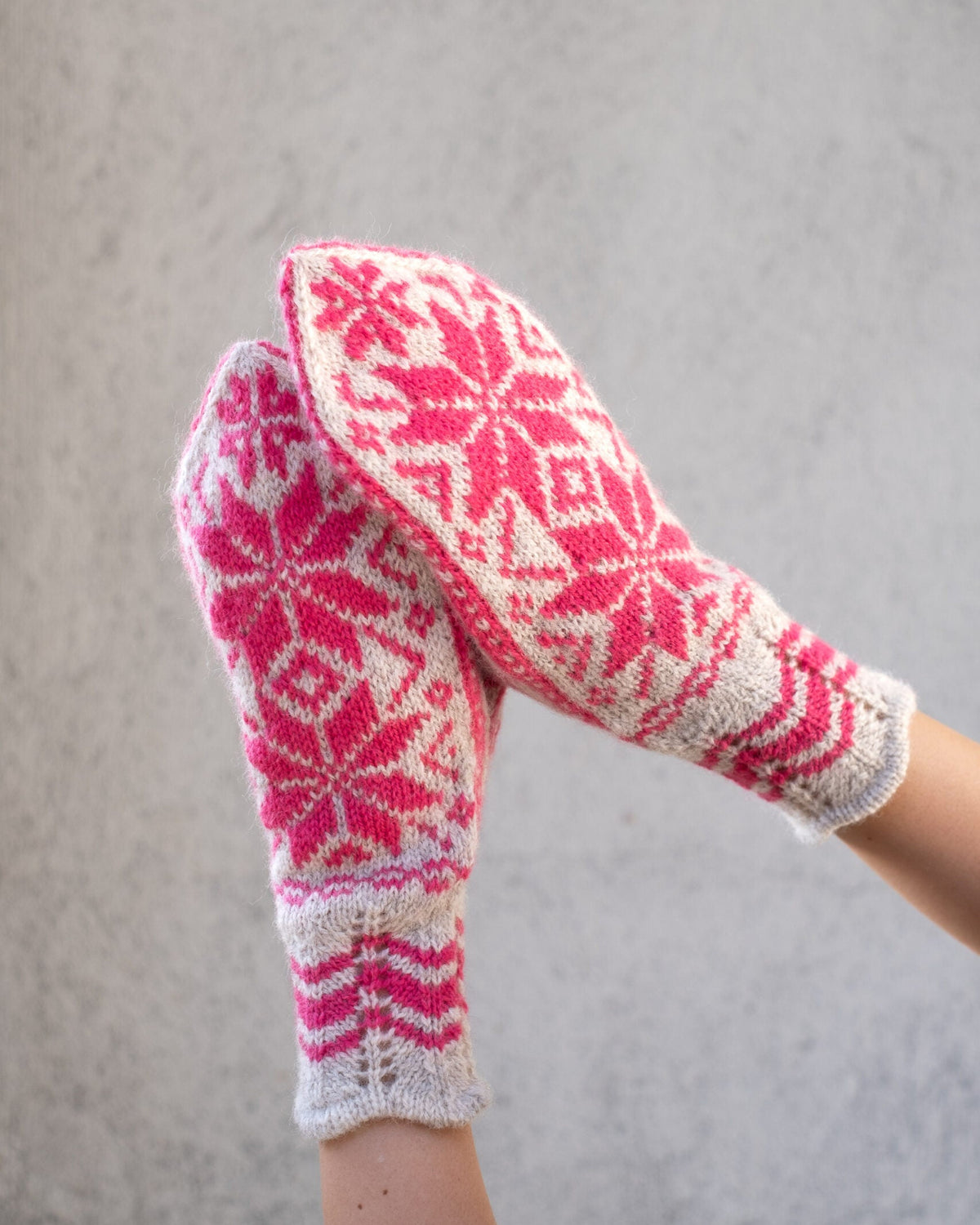 Rose gloves Pink Ribbon - Hillesvåg