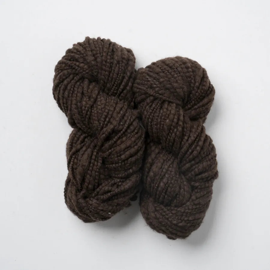 Tibetanskt handspunnet Yakgarn- Superbulky Dark Chocolate