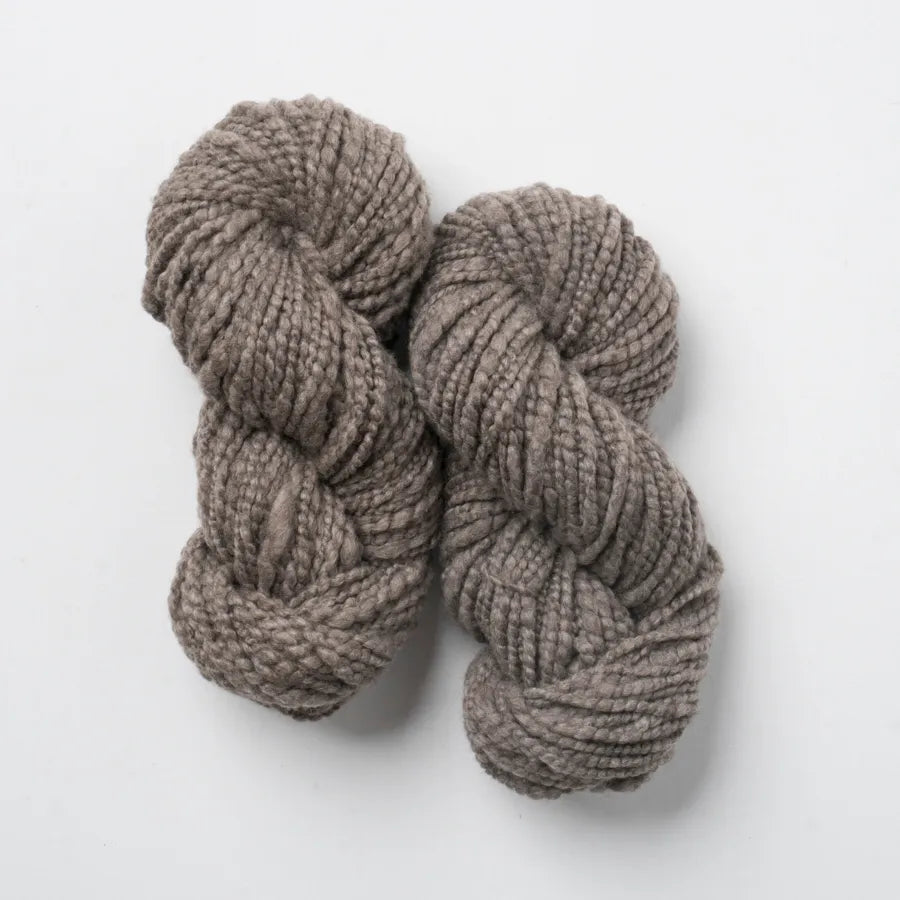 Tibetanskt handspunnet Yakgarn- Superbulky Storm