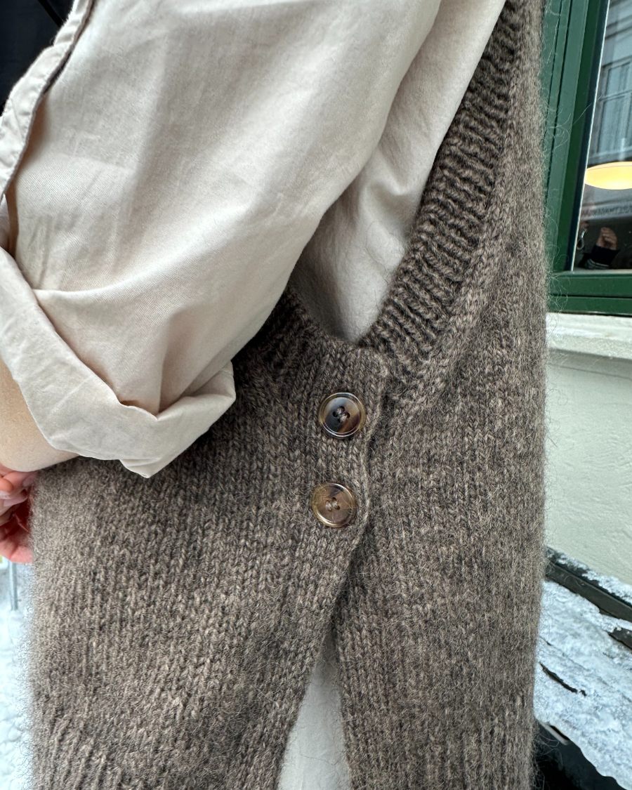 Lulu Slipover- Chunky Edition - PetiteKnit