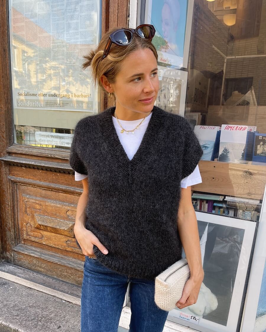 Weekend Slipover V-neck - PetiteKnit