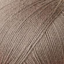 Knitting_for_olive_Merino_hasselnod_0504