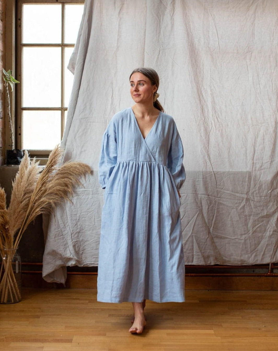 Linen dress with puff sleeves - Light blue