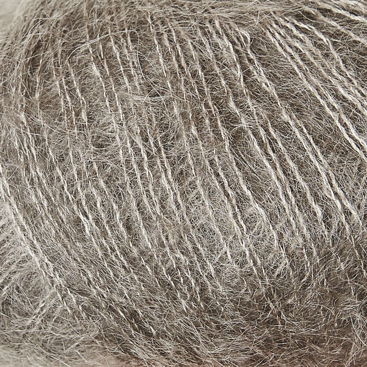 Dusty Moose / Støvet Elg - Soft Silk Mohair
