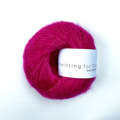 Pink Daisies / Bellispink - Soft Silk Mohair