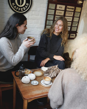 Simple and Simple sweater - adult - Danish