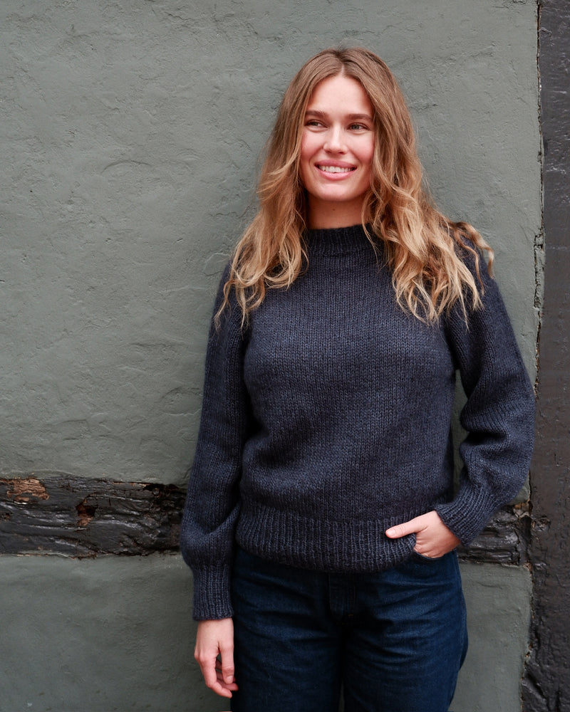 Simple and Simple sweater - adult - Danish