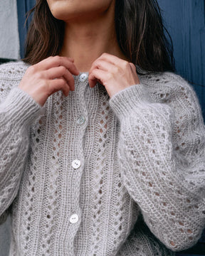 Våffelcardigan - Knitting for Olive