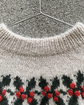 Holly Sweater- Jultröja - Knitting for Olive