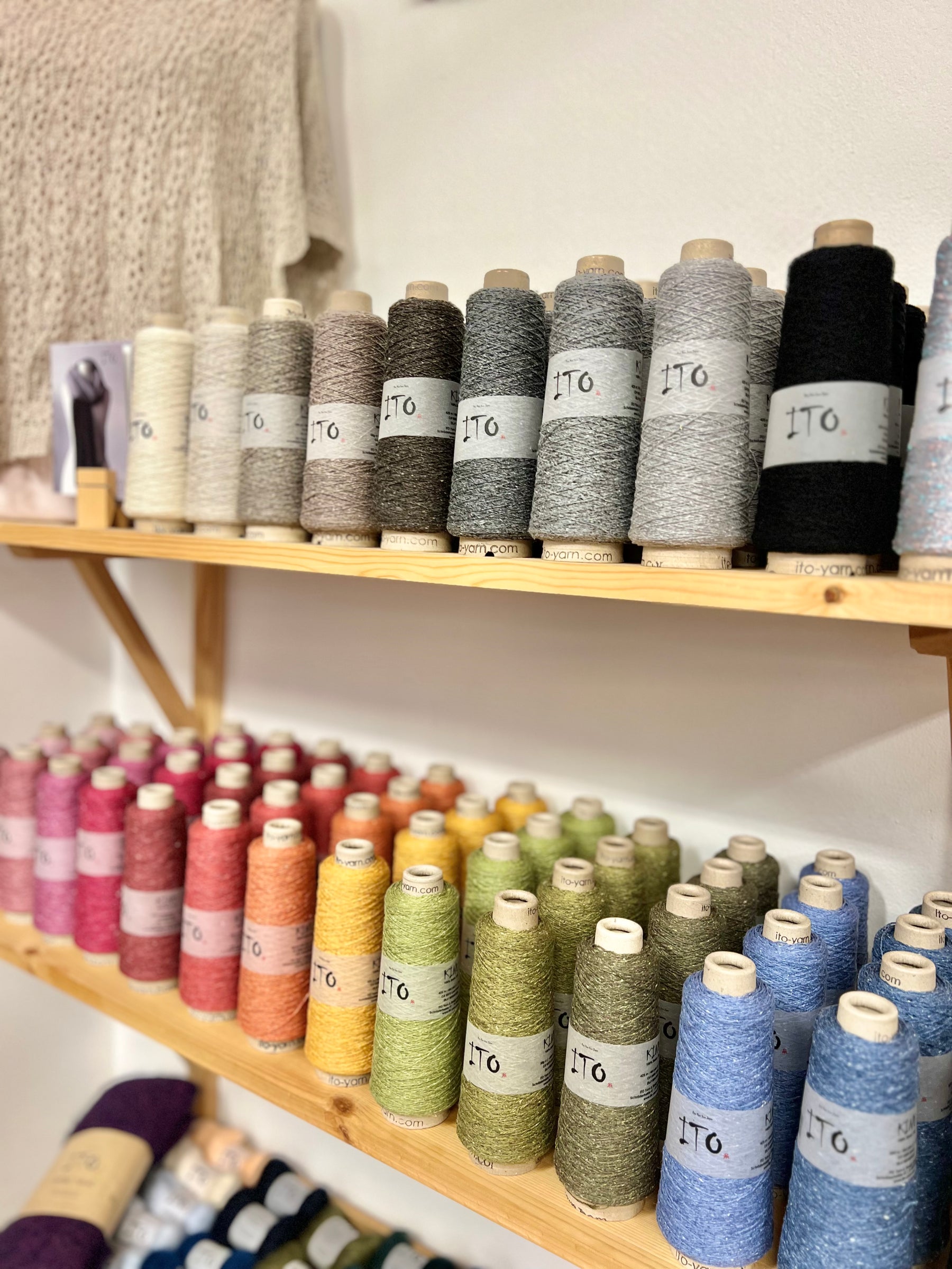 Creative Color Mixing with Mohair
