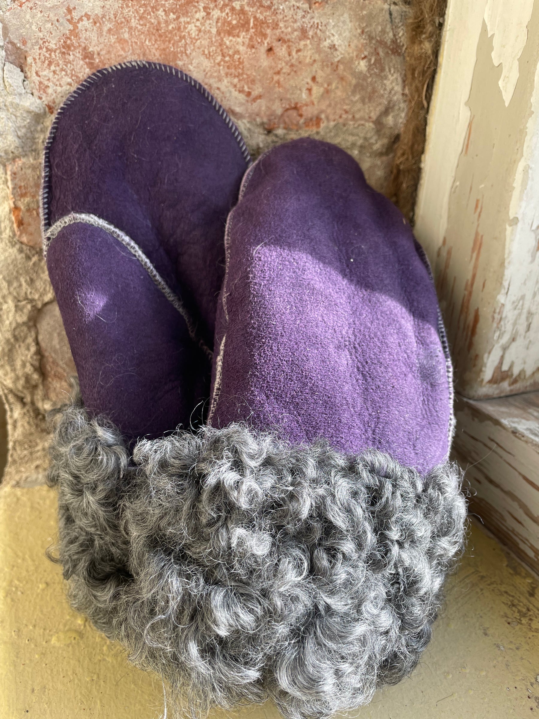 Gloves  - purple