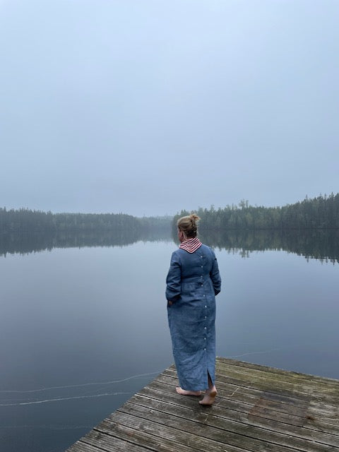 Linen dress in grey