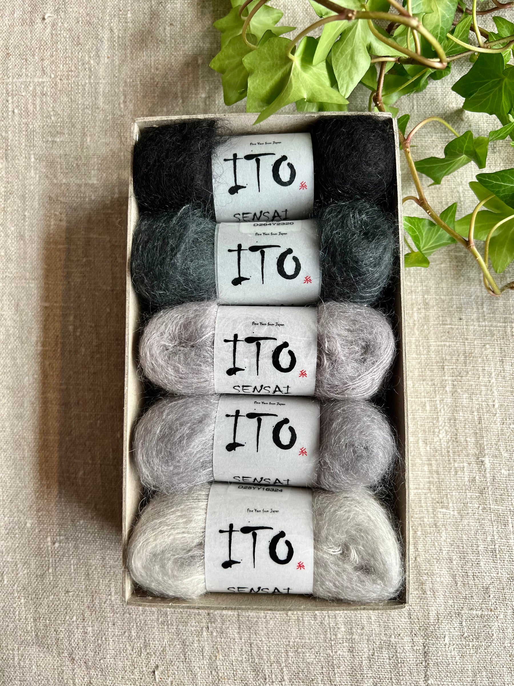 Osaka Shawl kit - ITO Sensai