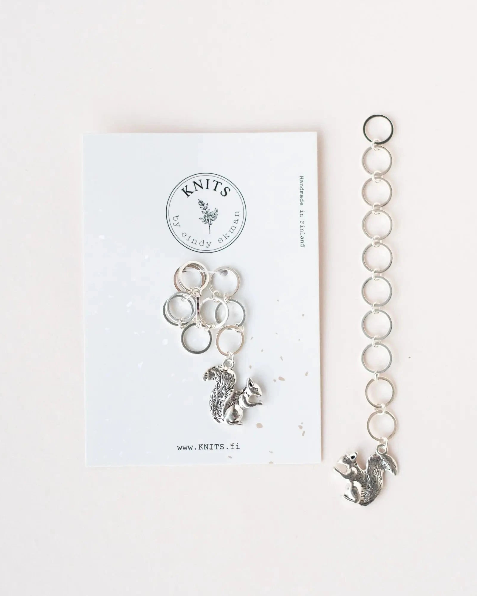 Räknekedja ekorre - KNITS by Cindy Ekman
