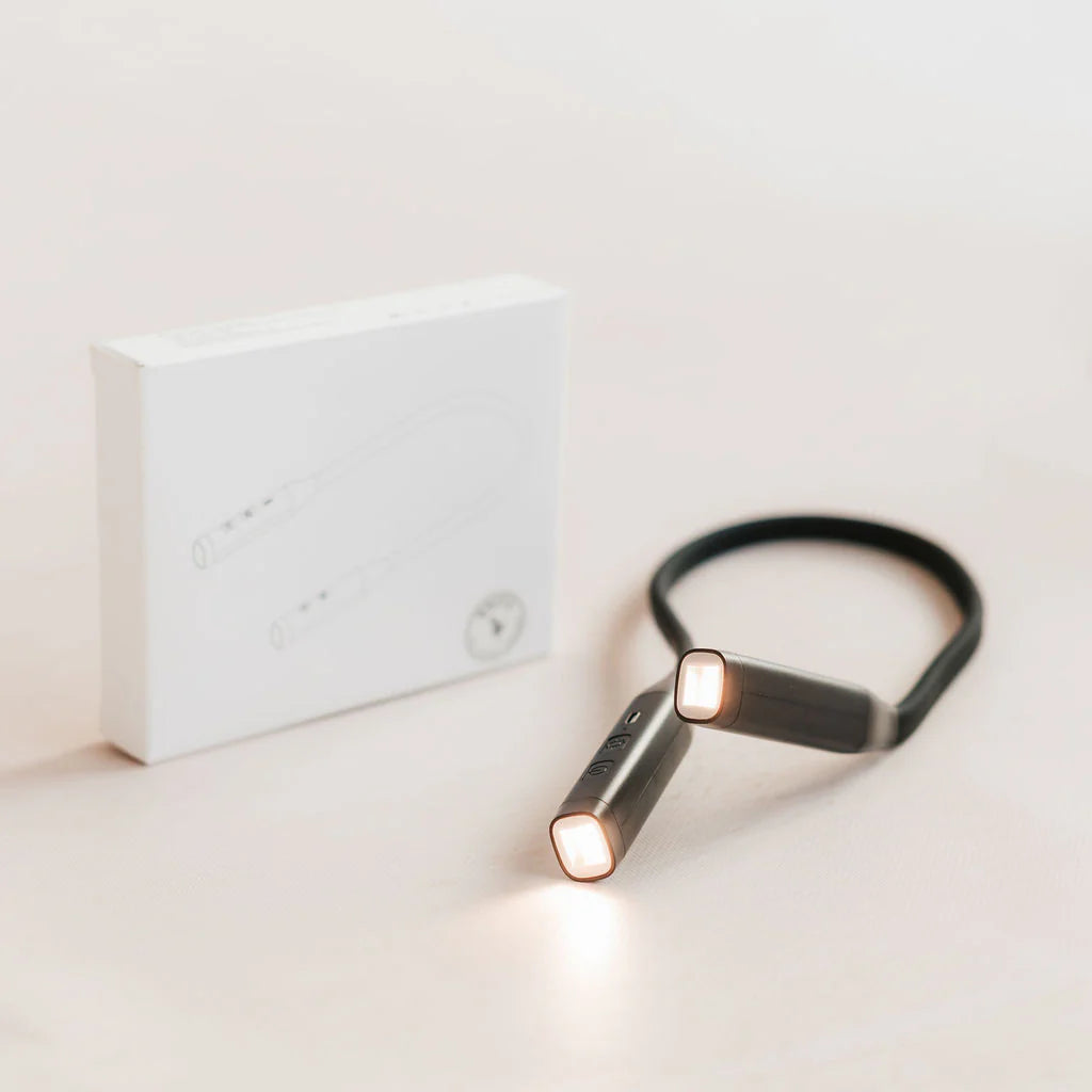 Sticklampa / Knitters neck light - KNITS by Cindy Ekman