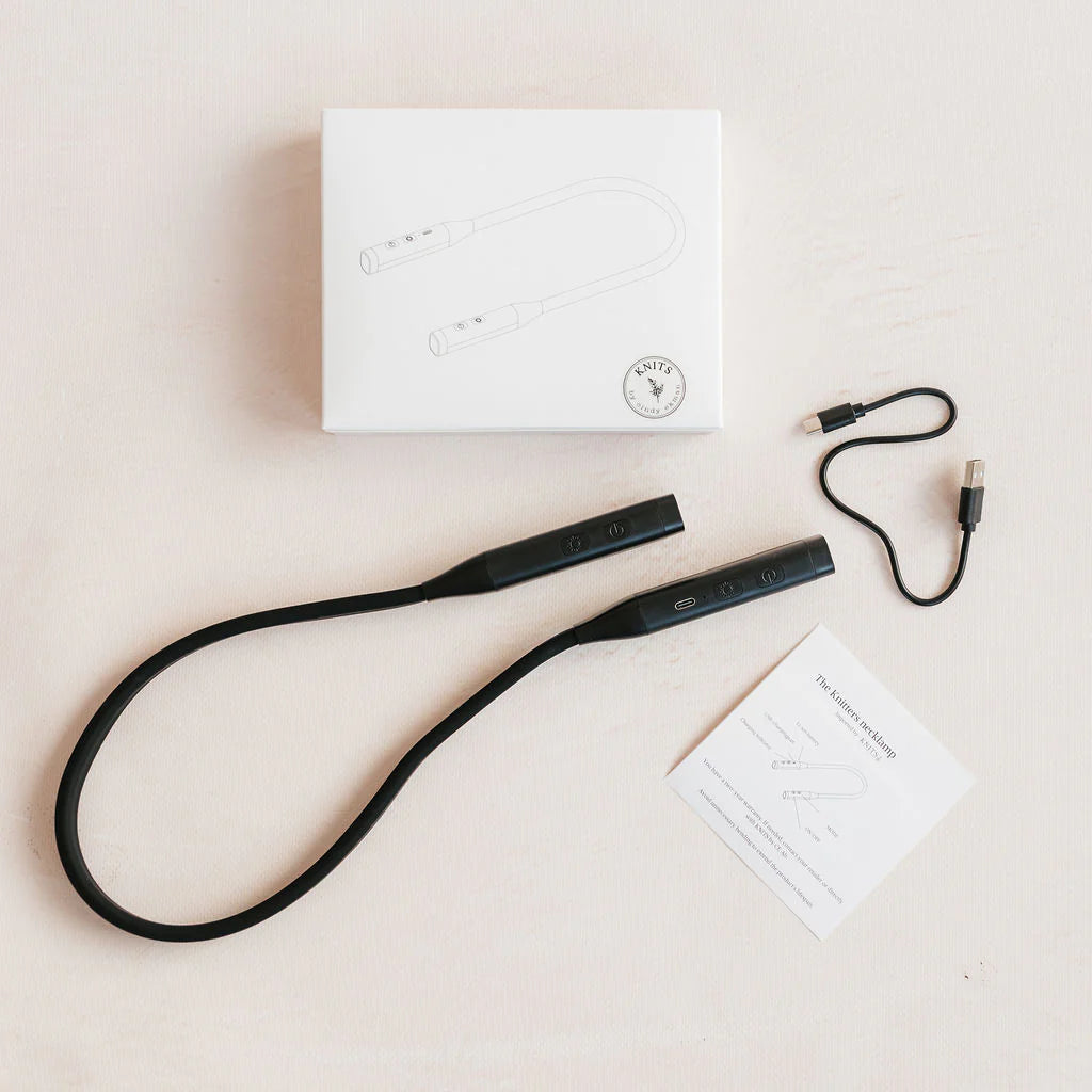 Sticklampa / Knitters neck light - KNITS by Cindy Ekman