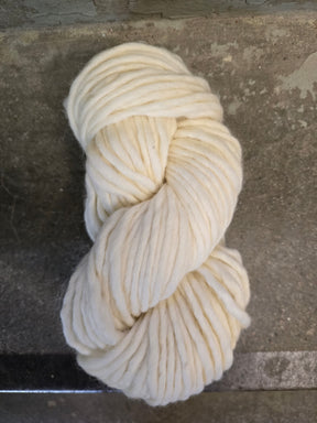 Lovikka yarn - Raw white