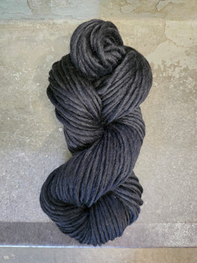 Lovikka yarn - Black