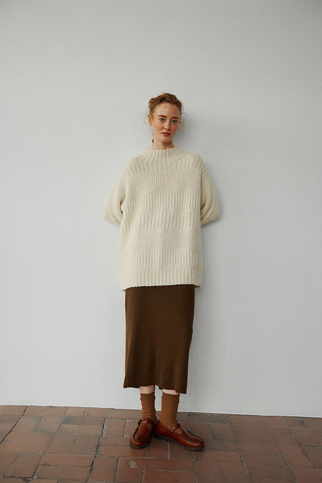 Isager - Stockinette, Rib and Cable Knit