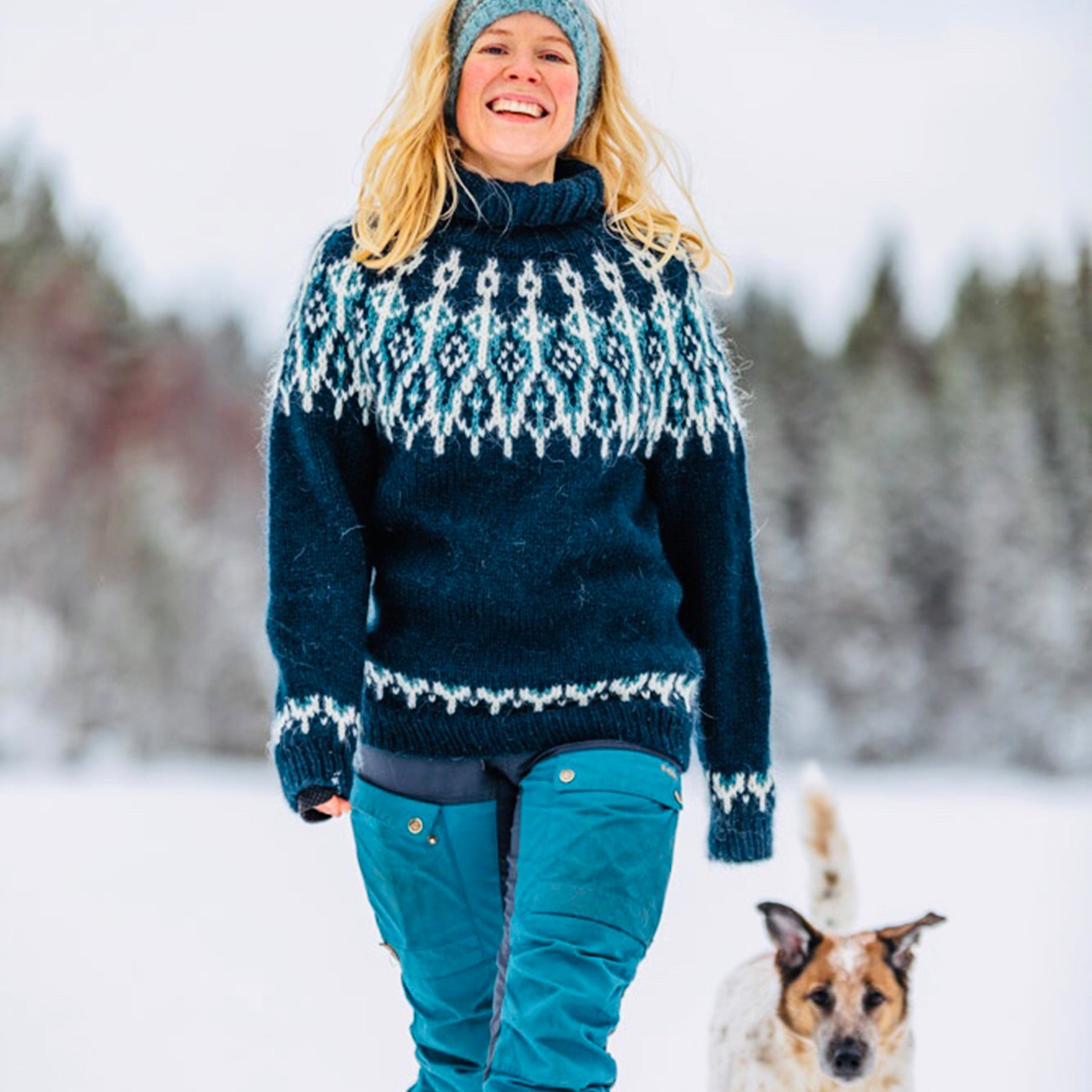 Tussled Polar, Navy blue - Wilderness sweater 1- Linka Neumann