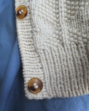 Knappar av Galalit 20 mm mörkbrun, 6 st - Petiteknit