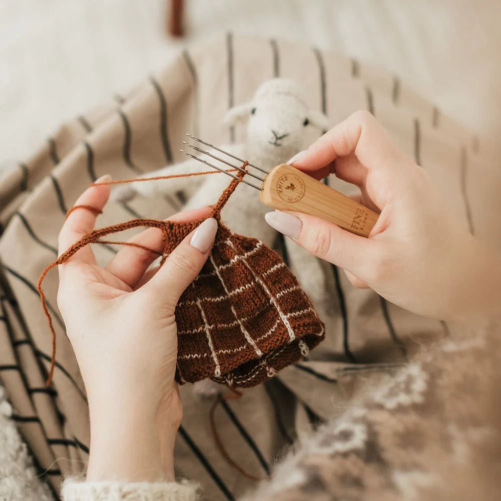 Icorder - KNITS by Cindy Ekman