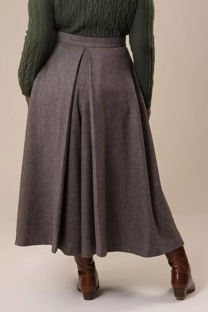 The secret split skirt- Brown herringbone tweed