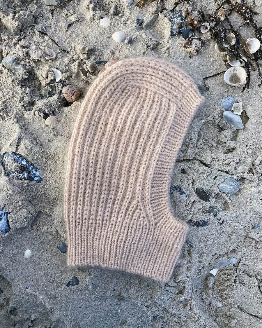 November balaclava Mini - Petiteknit