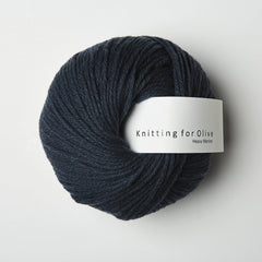 Deep Petroleum Blue / Dyb Petroleumsblå  - Heavy Merino