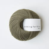 Knitting_for_olive_Merino_okkergron_0511
