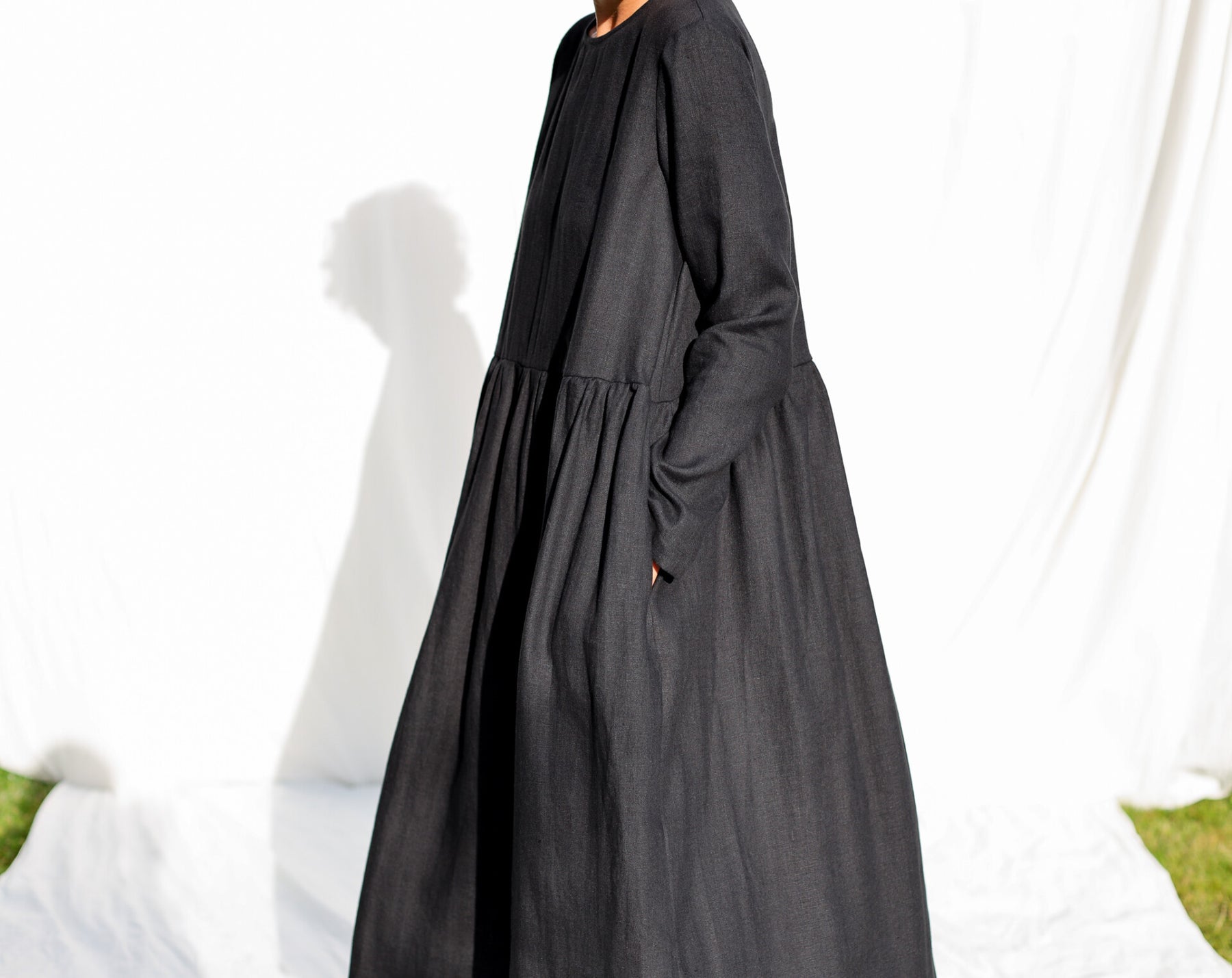 Milana / black linen dress