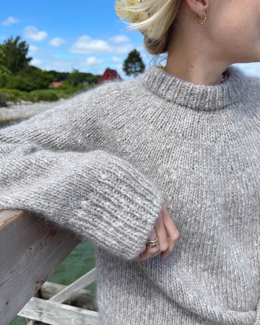 Novice Sweater – Chunky Edition- PetiteKnit