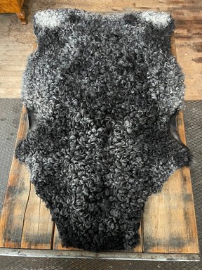 Sheepskin 3- dark grey